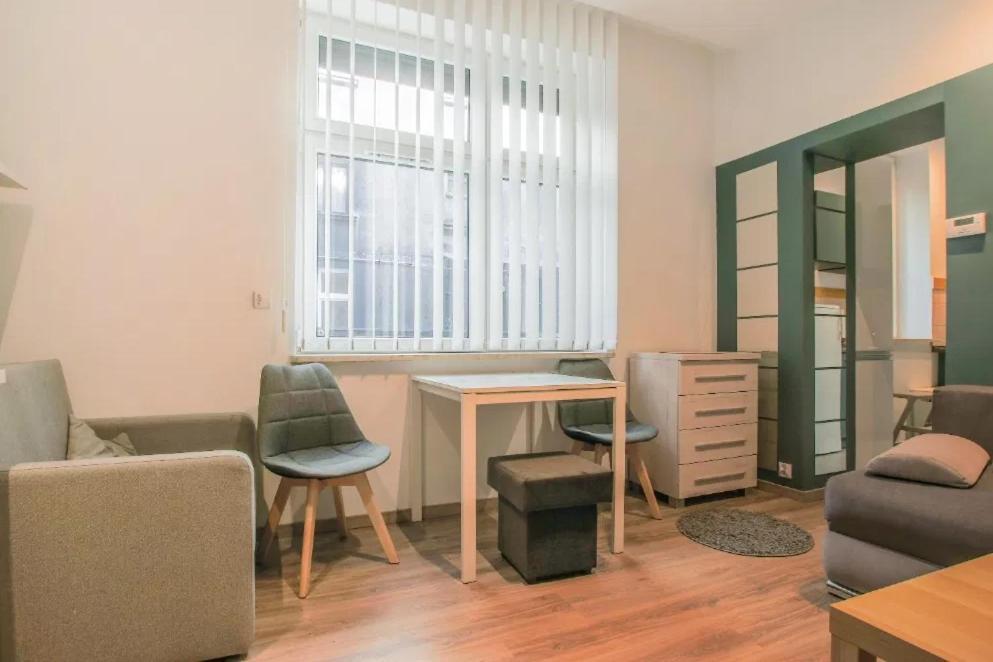 Cozy Place In Apartment